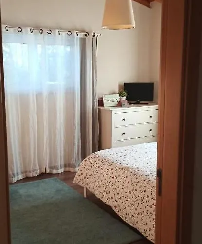 Casa de Férias A 5 Minutos Da Atouguia Da Baleia